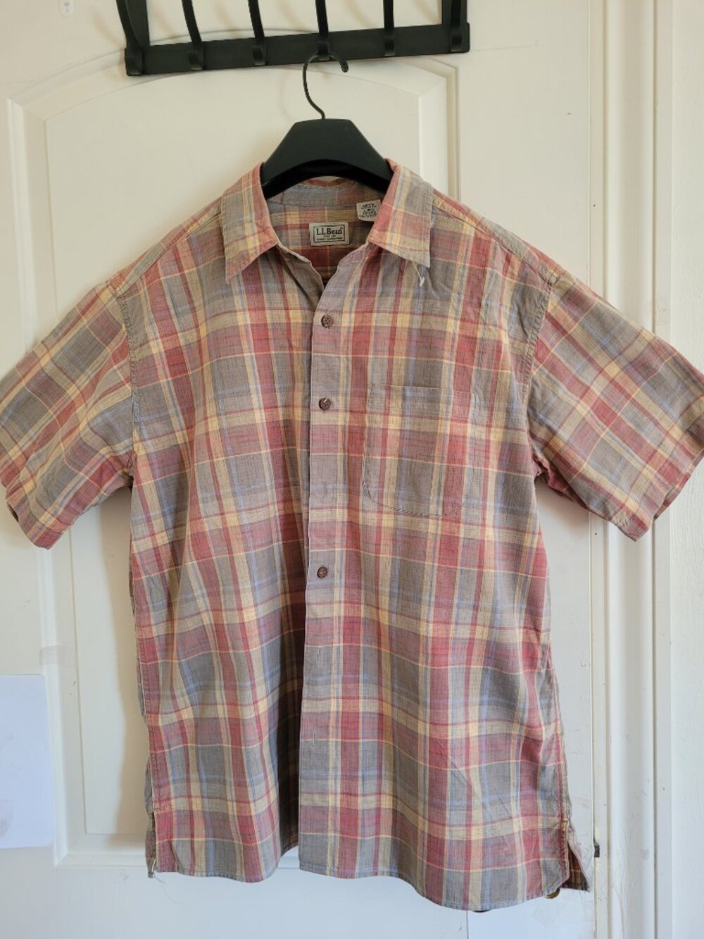 LL Bean Signature Seersucker Madras  Short-Sleeve Cotton Shirt